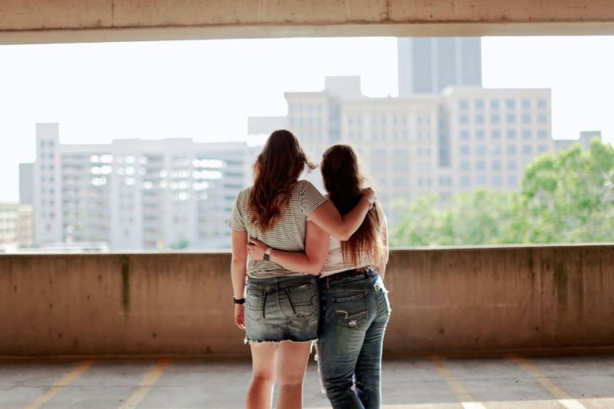 5 Tips for Supporting a Friend Through an Unplanned Pregnancy